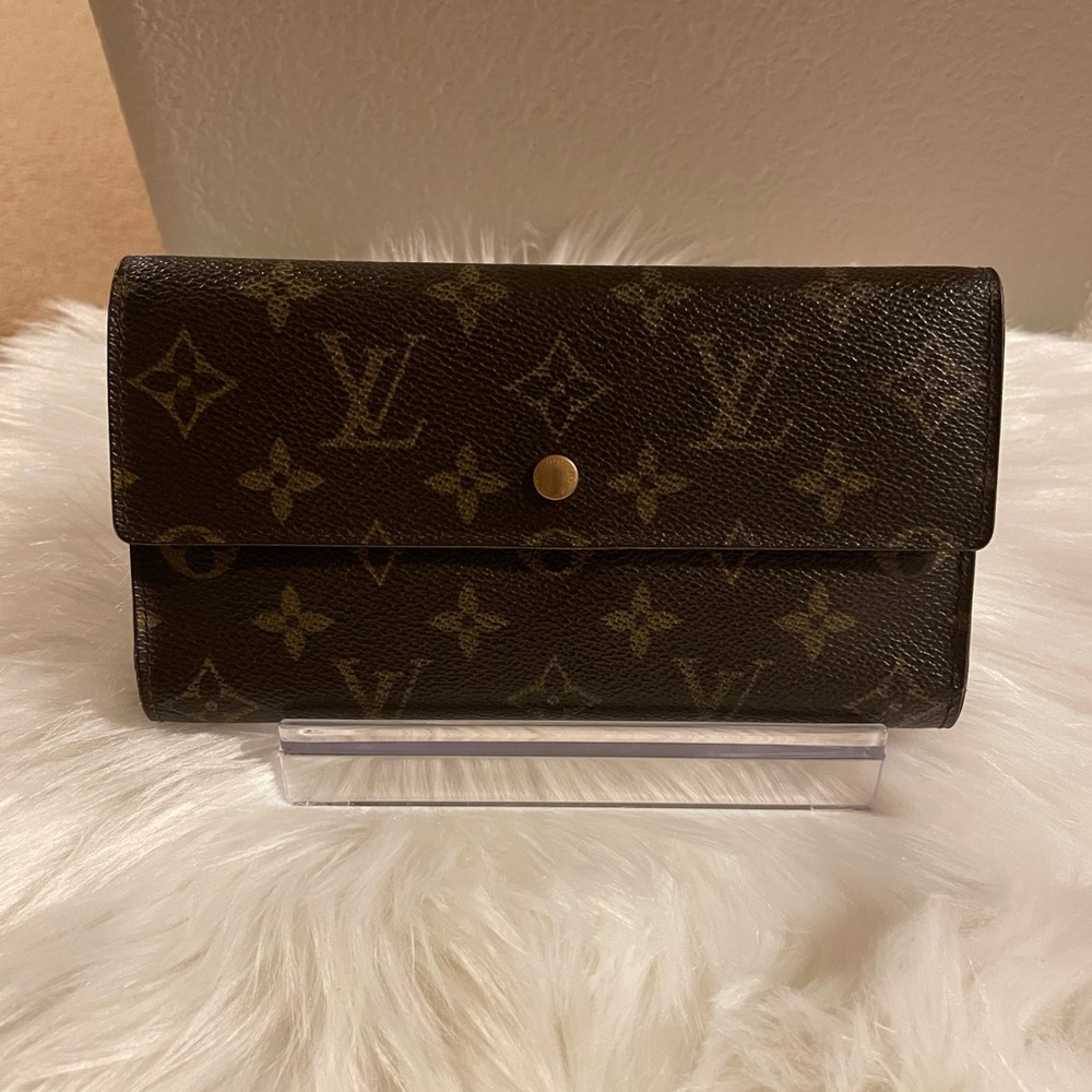 Louis Vuitton Monogram trifold wallet